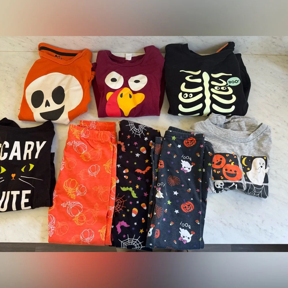 Halloween bundle Orange Skull Kids Pajamas 5T and 4T - Picture 3 of 3